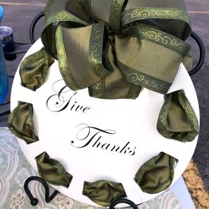 Thanksgiving Plate with Bow